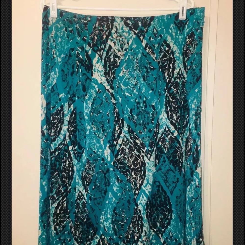 212 Collection  Skirt, size XL, black, turquoise,